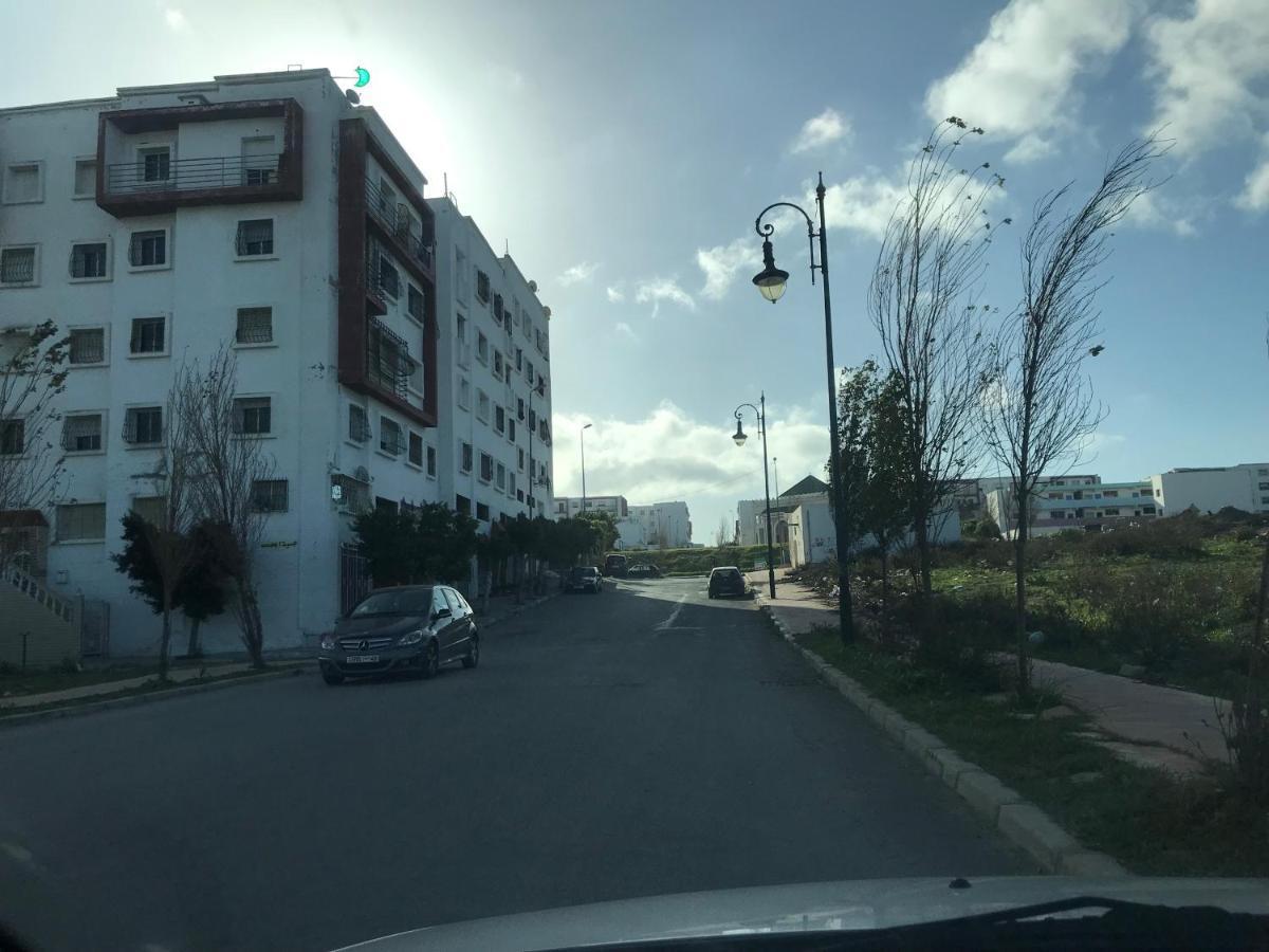 Appartement Familial Proche Aeroport Bab Andalous Tanger Eksteriør billede